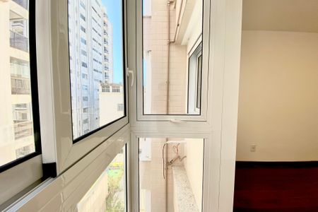 Apartamento para alugar com 140m², 3 quartos e 2 vagasQuarto 2