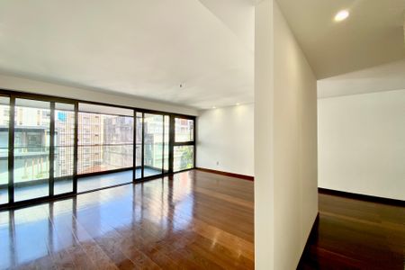 Sala  de apartamento para alugar com 3 quartos, 140m² em Ipanema, Rio de Janeiro