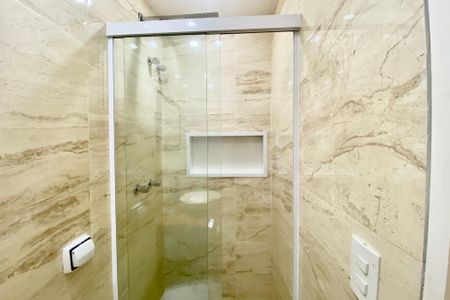 Apartamento para alugar com 140m², 3 quartos e 2 vagasBanheiro de serviço