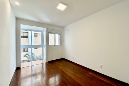 Apartamento para alugar com 140m², 3 quartos e 2 vagasQuarto 2