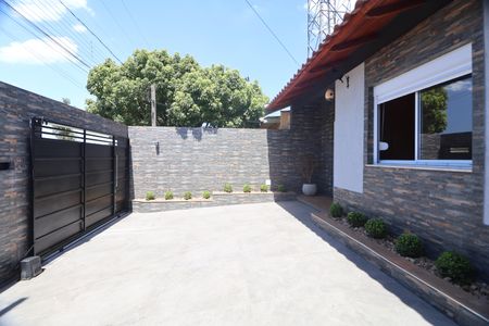 Casa à venda com 200m², 3 quartos e 2 vagasPátio 