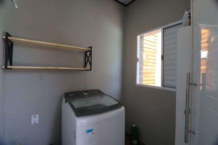 Casa à venda com 200m², 3 quartos e 2 vagasLavanderia 