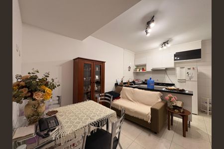 Sala de apartamento à venda com 2 quartos, 44m² em Vila Alice, Santo André