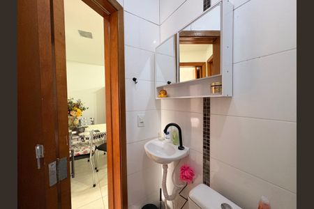 Apartamento à venda com 44m², 2 quartos e 1 vagaBanheiro 