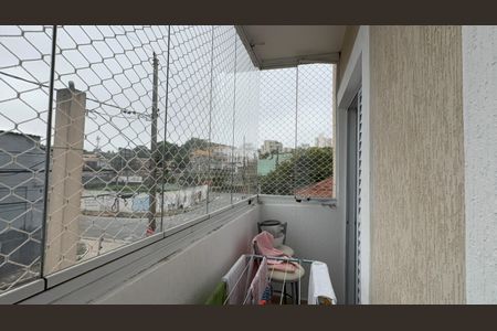 Apartamento à venda com 44m², 2 quartos e 1 vagaSacada entre quarto 1 e 2 