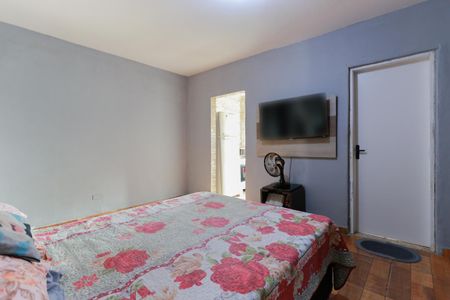 Casa à venda com 250m², 4 quartos e 2 vagas Casa à venda com 250m², 4 quartos e 2 vagasCasa 2 - Quarto