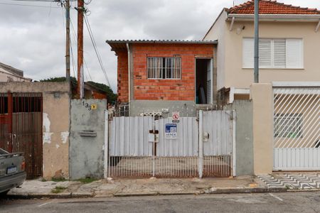 Casa à venda com 250m², 4 quartos e 2 vagas Casa à venda com 250m², 4 quartos e 2 vagasFachada + plaqinha