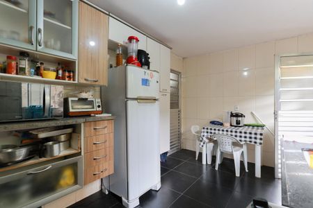 Casa à venda com 250m², 4 quartos e 2 vagas Casa à venda com 250m², 4 quartos e 2 vagasCasa 3 - Cozinha