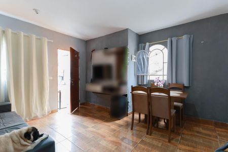 Casa à venda com 250m², 4 quartos e 2 vagas Casa à venda com 250m², 4 quartos e 2 vagasCasa 2 - Sala