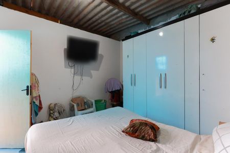 Casa à venda com 250m², 4 quartos e 2 vagas Casa à venda com 250m², 4 quartos e 2 vagasCasa 1 - Quarto