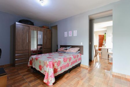 Casa à venda com 250m², 4 quartos e 2 vagas Casa à venda com 250m², 4 quartos e 2 vagasCasa 2 - Quarto