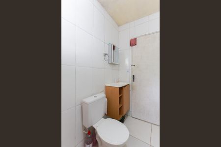 Casa à venda com 250m², 4 quartos e 2 vagas Casa à venda com 250m², 4 quartos e 2 vagasCasa 3 - Banheiro