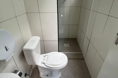 Casa para alugar com 290m², 5 quartos e 2 vagasBanheiro 1