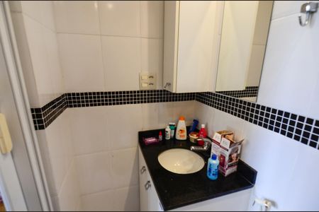 Apartamento à venda com 100m², 3 quartos e 1 vagaBanheiro da Suíte