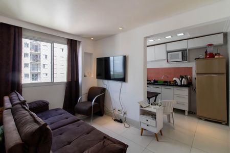 Sala de apartamento à venda com 2 quartos, 47m² em Jardim Cocaia, Guarulhos