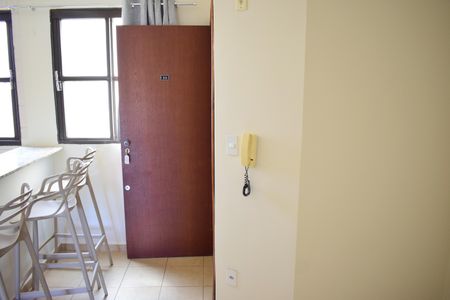 Sala/Cozinha de apartamento para alugar com 1 quarto, 70m² em Jardim Iraja, Ribeirão Preto