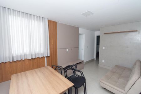 Sala de apartamento para alugar com 2 quartos, 55m² em Cabral, Contagem