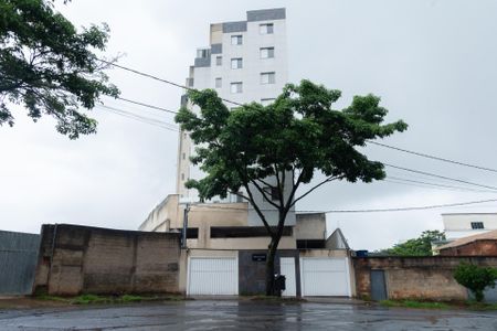 Apartamento para alugar com 55m², 2 quartos e 2 vagas Apartamento para alugar com 55m², 2 quartos e 2 vagasFachada
