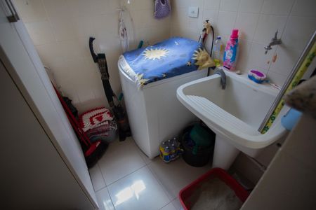 Apartamento para alugar com 50m², 2 quartos e 1 vaga Apartamento para alugar com 50m², 2 quartos e 1 vagaÁREA DE SERVIÇO