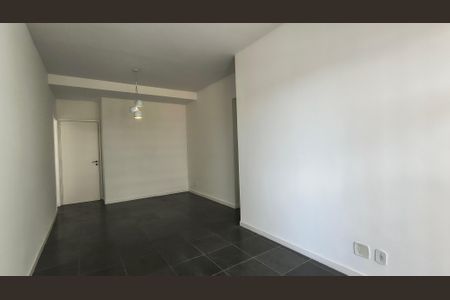 Sala de apartamento para alugar com 3 quartos, 86m² em Recreio dos Bandeirantes, Rio de Janeiro