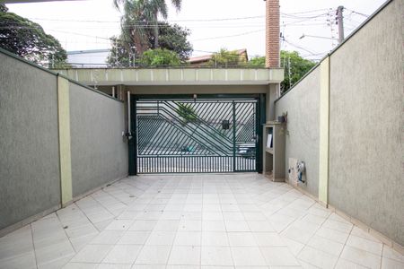 Casa para alugar com 180m², 5 quartos e 4 vagas Casa para alugar com 180m², 5 quartos e 4 vagasGaragem