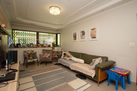 Casa para alugar com 180m², 5 quartos e 4 vagas Casa para alugar com 180m², 5 quartos e 4 vagasSala