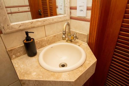 Casa para alugar com 180m², 5 quartos e 4 vagas Casa para alugar com 180m², 5 quartos e 4 vagasLavabo