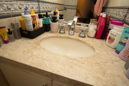 Casa para alugar com 180m², 5 quartos e 4 vagas Casa para alugar com 180m², 5 quartos e 4 vagasBanheiro Social