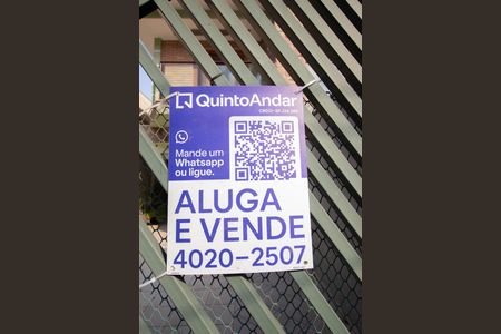 Casa para alugar com 180m², 5 quartos e 4 vagas Casa para alugar com 180m², 5 quartos e 4 vagasFachada - placa instalada