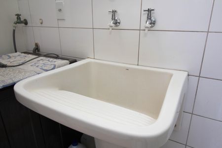 Casa para alugar com 180m², 5 quartos e 4 vagas Casa para alugar com 180m², 5 quartos e 4 vagasÁrea de Serviço