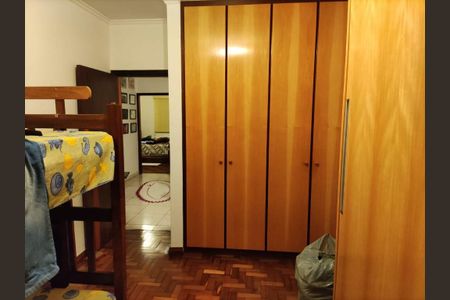 Casa à venda com 3 quartos, 180m² em Bosque da Saúde, São Paulo