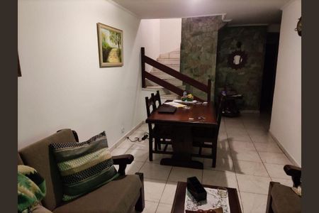 Casa à venda com 3 quartos, 180m² em Bosque da Saúde, São Paulo