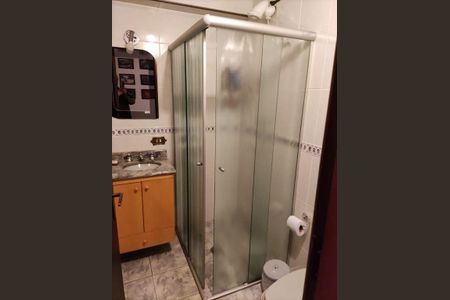 Casa à venda com 3 quartos, 180m² em Bosque da Saúde, São Paulo