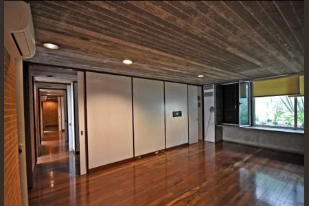 Casa à venda com 5 quartos, 976m² em Cidade Jardim, São Paulo