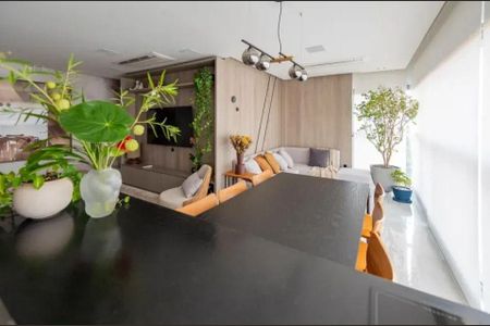 Apartamento à venda com 2 quartos, 95m² em Vila Olímpia, São Paulo
