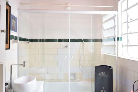 Apartamento para alugar com 87m², 2 quartos e sem vagaBanheiro