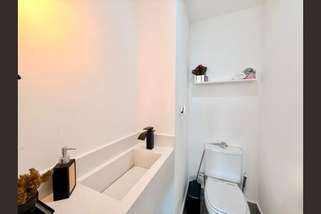 Apartamento para alugar com 143m², 3 quartos e 2 vagas Apartamento para alugar com 143m², 3 quartos e 2 vagasLavabo