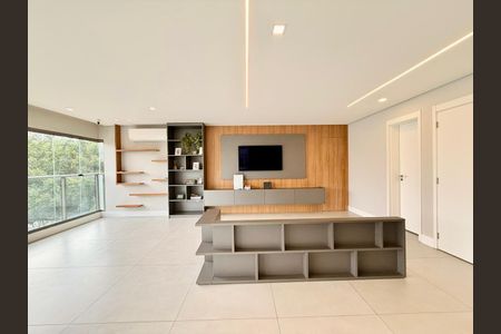 Apartamento para alugar com 143m², 3 quartos e 2 vagas Apartamento para alugar com 143m², 3 quartos e 2 vagasSala