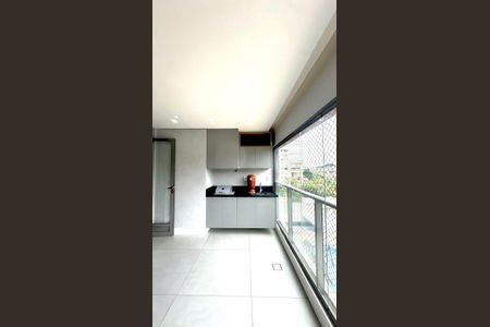 Apartamento para alugar com 143m², 3 quartos e 2 vagas Apartamento para alugar com 143m², 3 quartos e 2 vagasVaranda