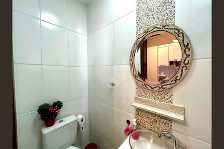 Casa à venda com 2 quartos, 58m² em Vila Carrão, São Paulo