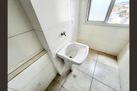 Apartamento para alugar com 50m², 2 quartos e 1 vaga Apartamento para alugar com 50m², 2 quartos e 1 vagaCozinha e Área de Serviço