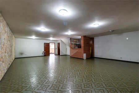 Casa à venda com 3 quartos, 382m² em Vila Carrão, São Paulo