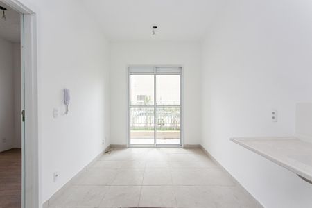 Sala de apartamento para alugar com 1 quarto, 40m² em Guaiauna, São Paulo