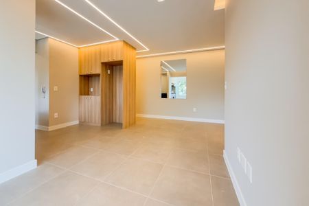 Apartamento à venda com 81m², 2 quartos e 1 vagaSala