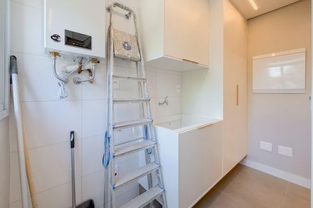 Apartamento à venda com 81m², 2 quartos e 1 vagaÁrea de Serviço