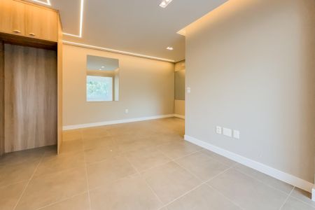 Apartamento à venda com 81m², 2 quartos e 1 vagaSala