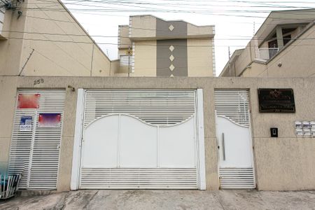 Casa de condomínio para alugar com 57m², 2 quartos e 1 vagaFachada