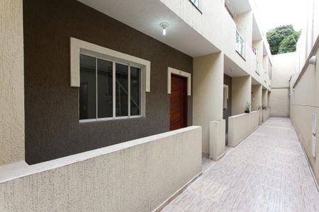Casa de condomínio para alugar com 57m², 2 quartos e 1 vagaFachada da Casa