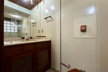 Apartamento para alugar com 550m², 4 quartos e 2 vagas