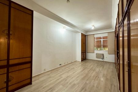Apartamento para alugar com 550m², 4 quartos e 2 vagas